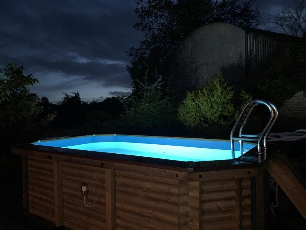 Endless Summer Wooden Pool 4.7m x 2.9m