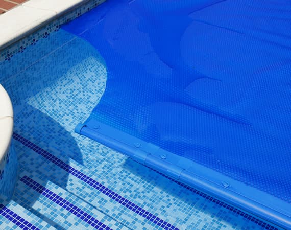 Aqua Spoiler Tow Out Kit Leading Edge Kits up to 20ft Swimming Pools with Covers and a Reel System 2