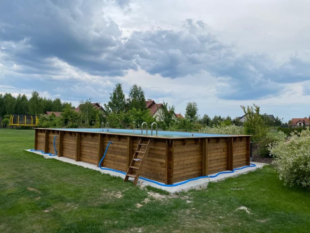 Narva Wooden Pool
