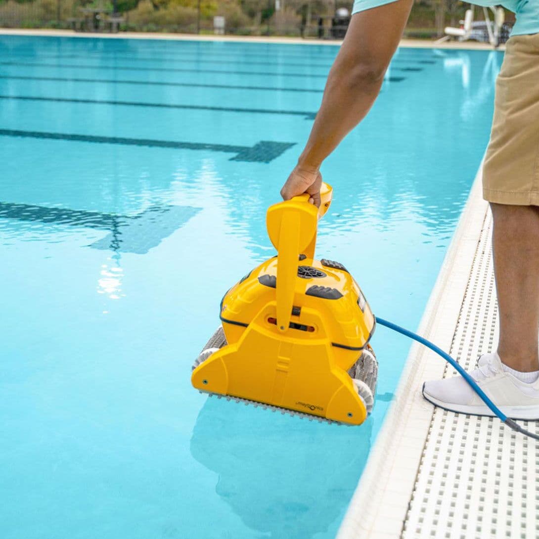 Dolphin Wave 100 Pool Cleaner Commercial Swimming Pool Floor Walls Waterline for pools up to 25m 4
