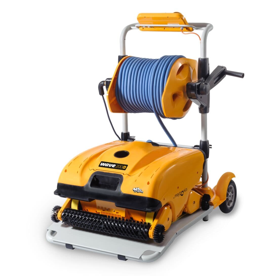 Dolphin Wave 200 Pool Cleaner Commercial Swimming Pool Floor Walls Waterline for pools up to 33m 6