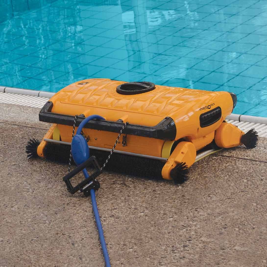 Dolphin Wave 300XL Pool Cleaner Commercial Swimming Pool Floor Walls Waterline for pools up to 25-60m 7