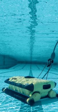 Dolphin Wave 300XL Pool Cleaner Commercial Swimming Pool Floor Walls Waterline for pools up to 25-60m 4