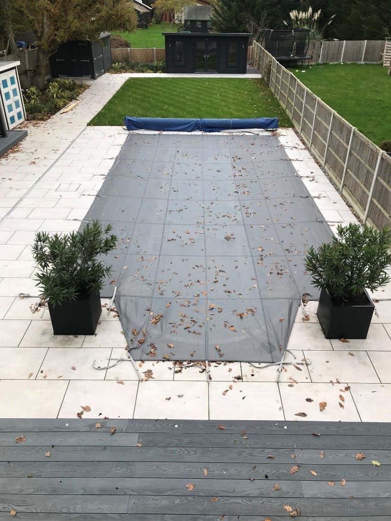 Deluxe Pool Debris Cover Criss-Cross for all Swimming Pools with a Roman End Inc Fixings to close for Winter 4