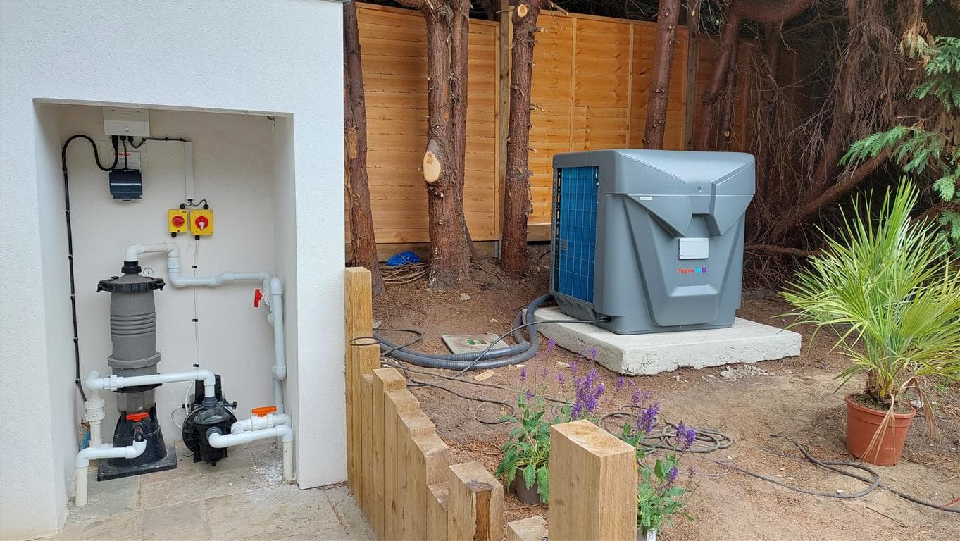 Thermotec Inverter Pro Vertical Heat Pumps Pool Heater with Wifi or Swimming Pools 29kw to 34kw 8