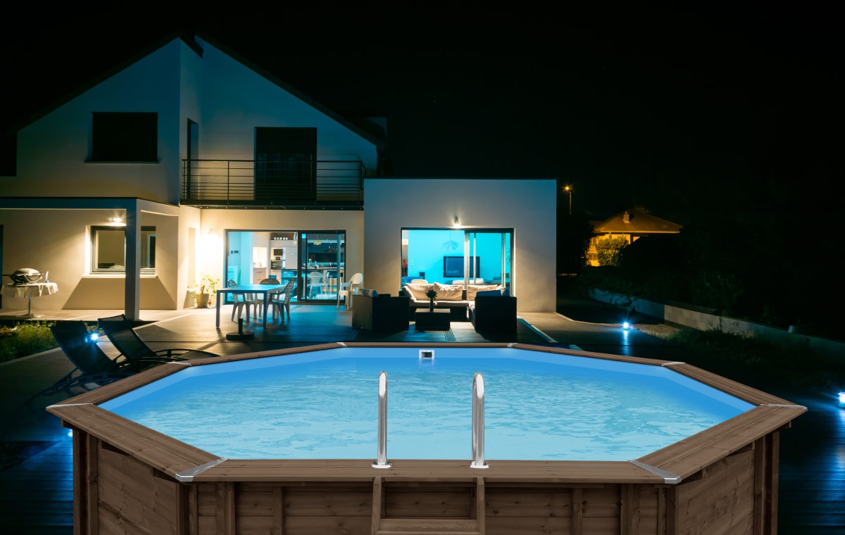 Blue Hawaii Wooden Pool